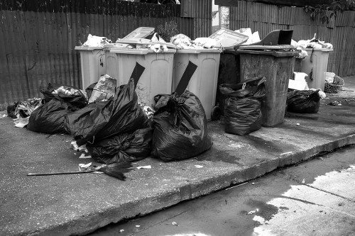 Comprehensive flat clearance process in Hainault